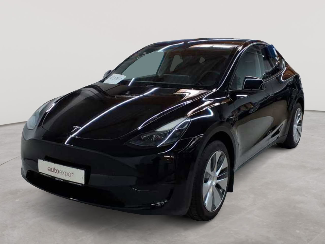 Tesla Model Y RWD 2