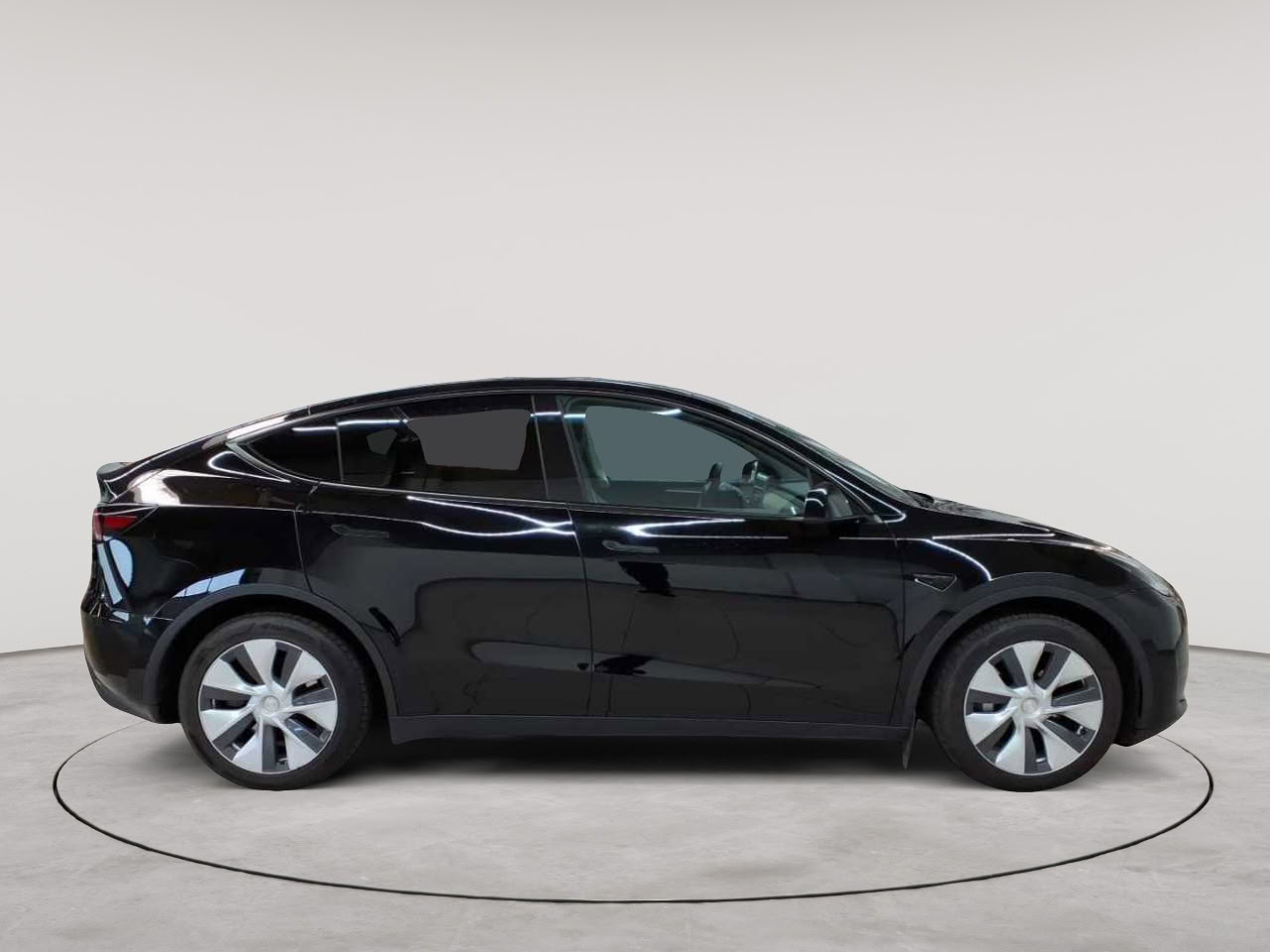 Tesla Model Y RWD 3
