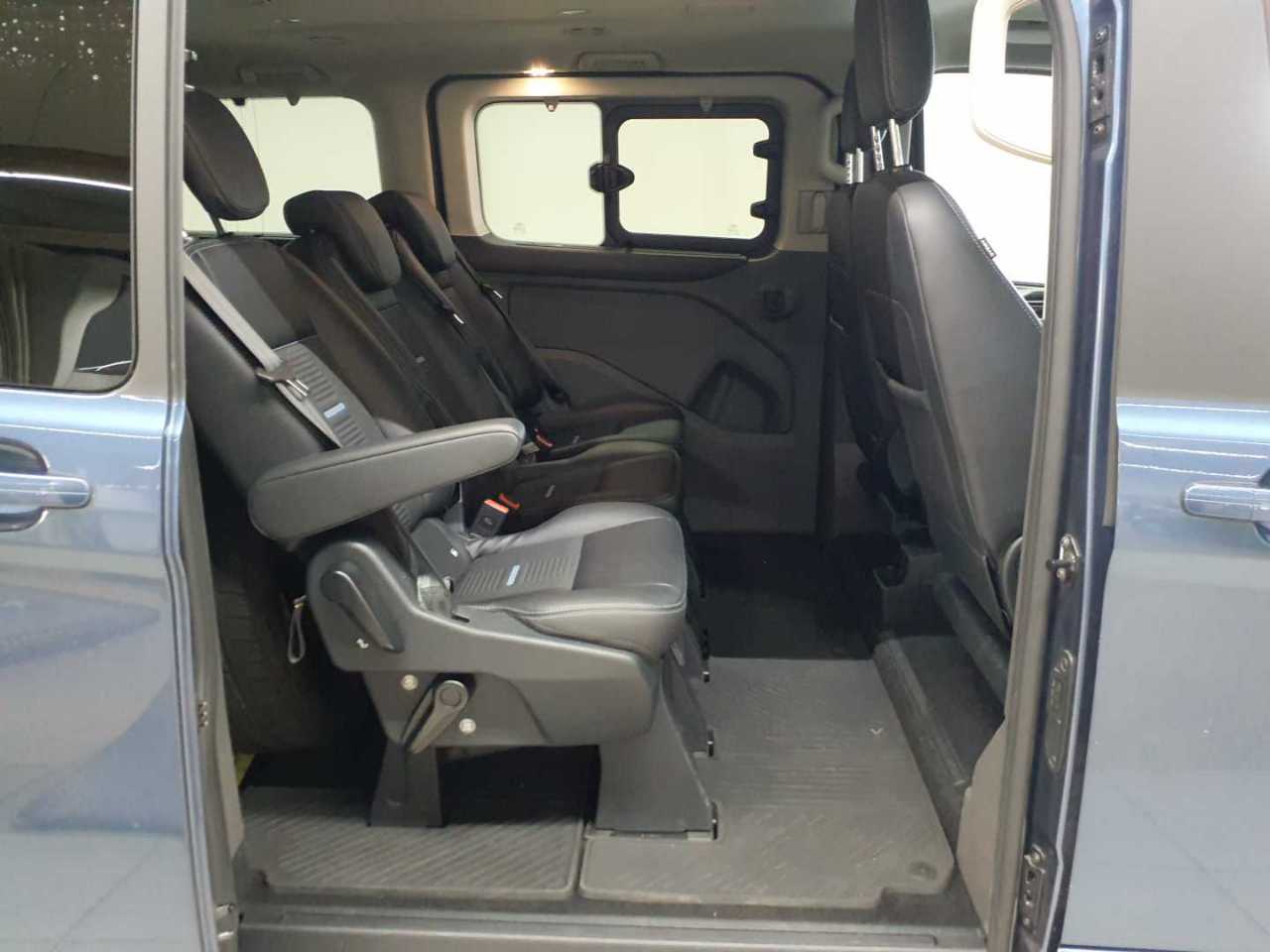 Ford Tourneo Custom 320 L1H1 VA Autm. Active 14