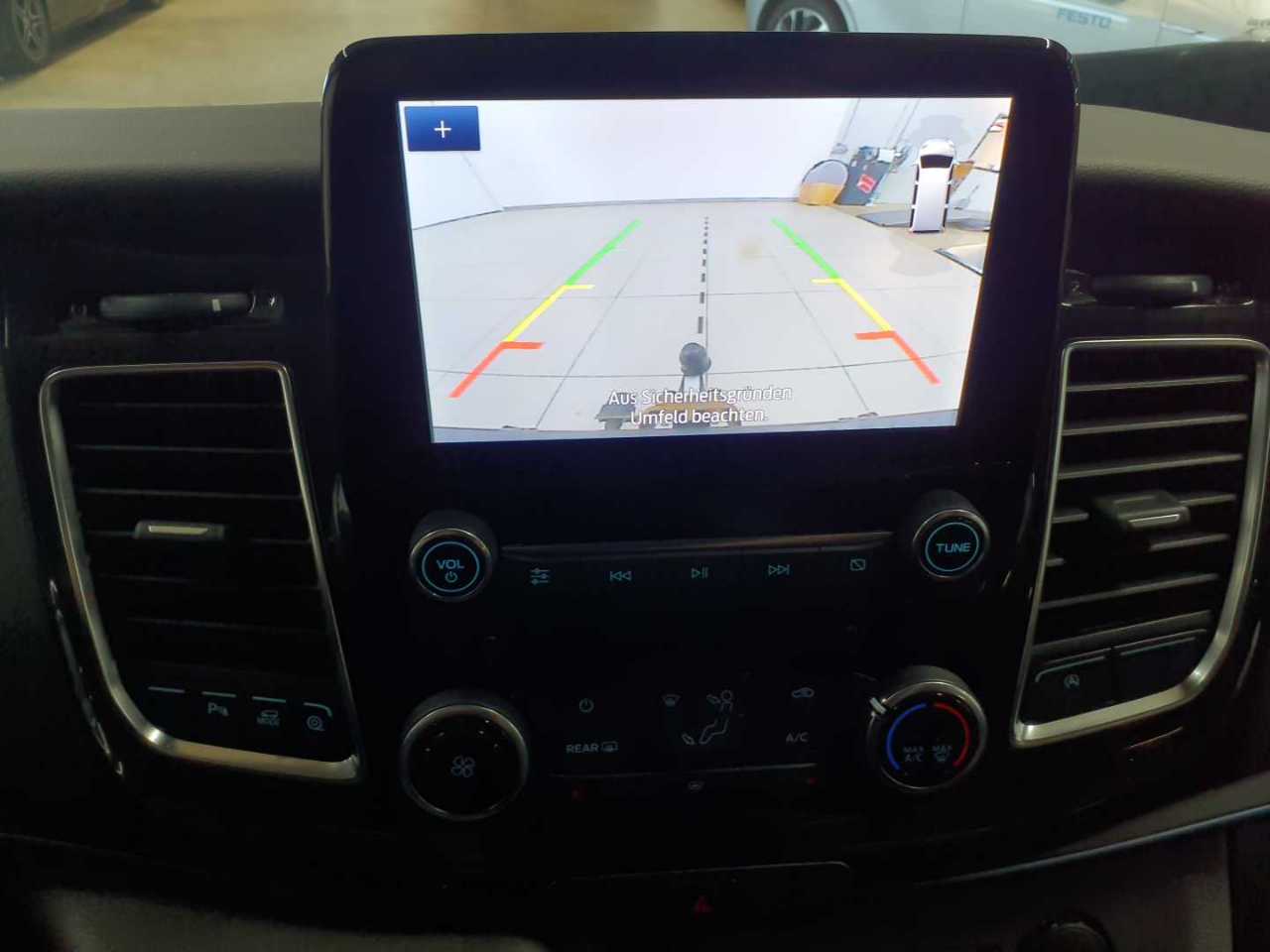 Ford Tourneo Custom 320 L1H1 VA Autm. Active 16