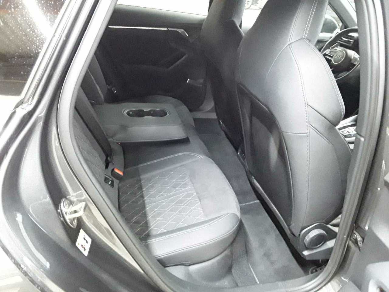 Audi A3 40 TFSI Sportback quattro S tronic S line 14