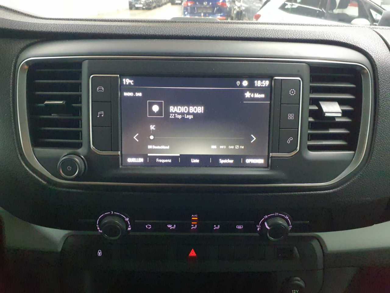 Opel Zafira Life E 50-kWh M Edition 12
