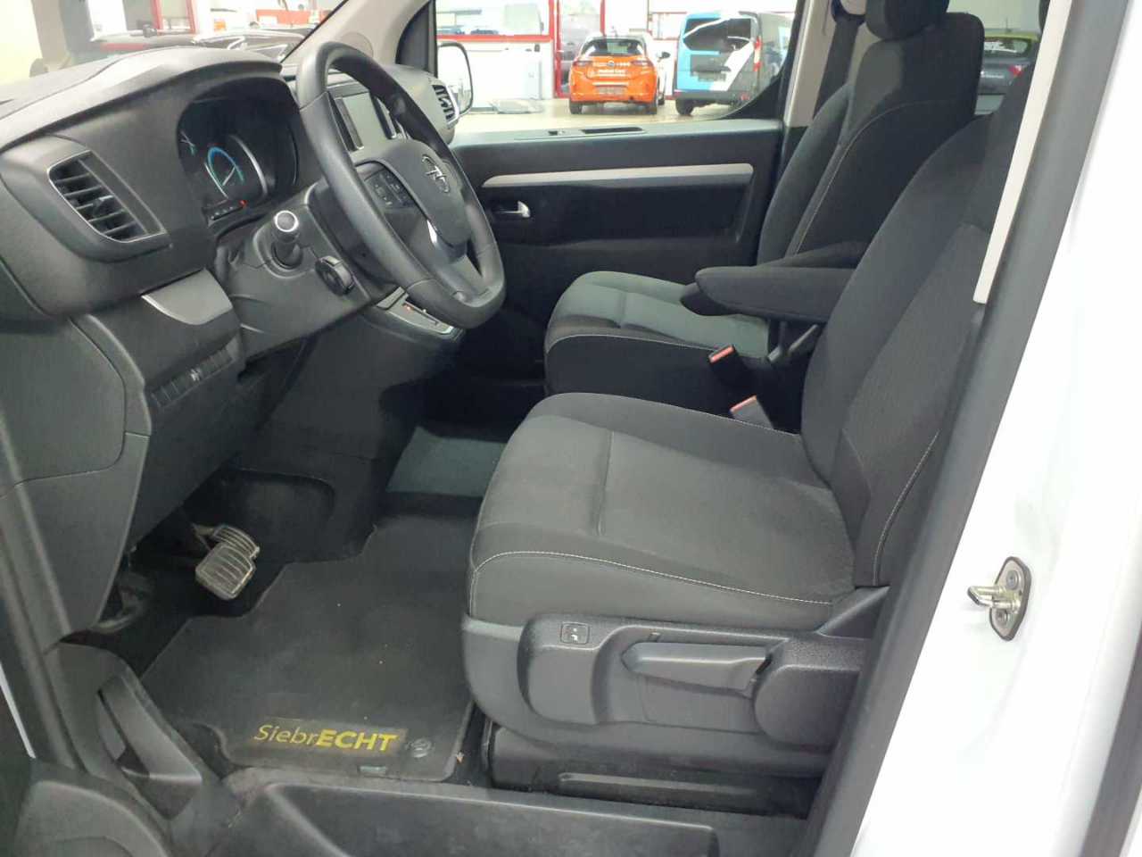 Opel Zafira Life E 50-kWh M Edition 7