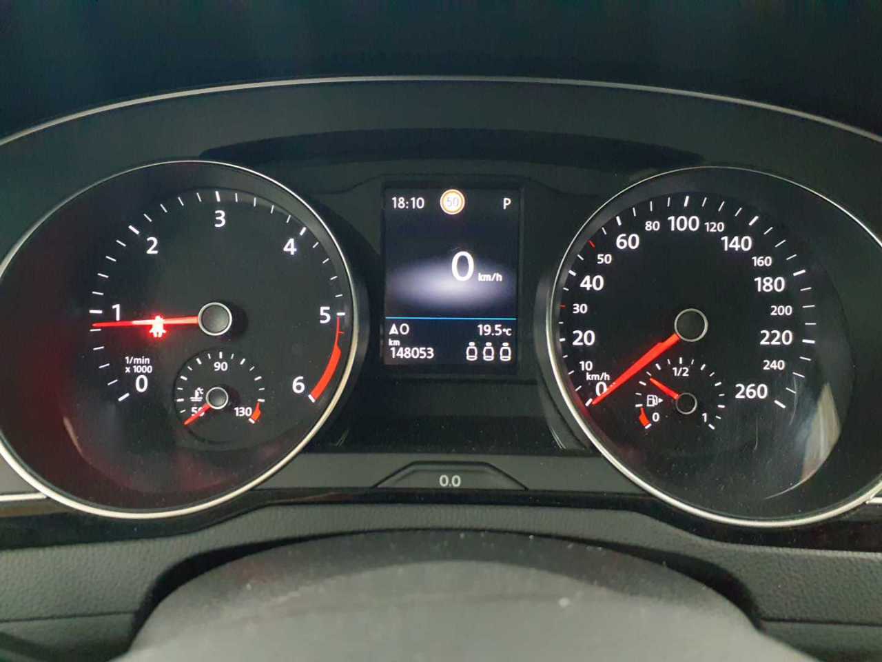 Vw Passat Variant 2.0 TDI SCR DSG Business 11