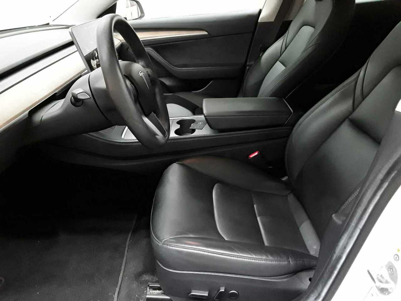 Tesla Model 3 Standard Reichweite Plus Hinterradantrieb 7