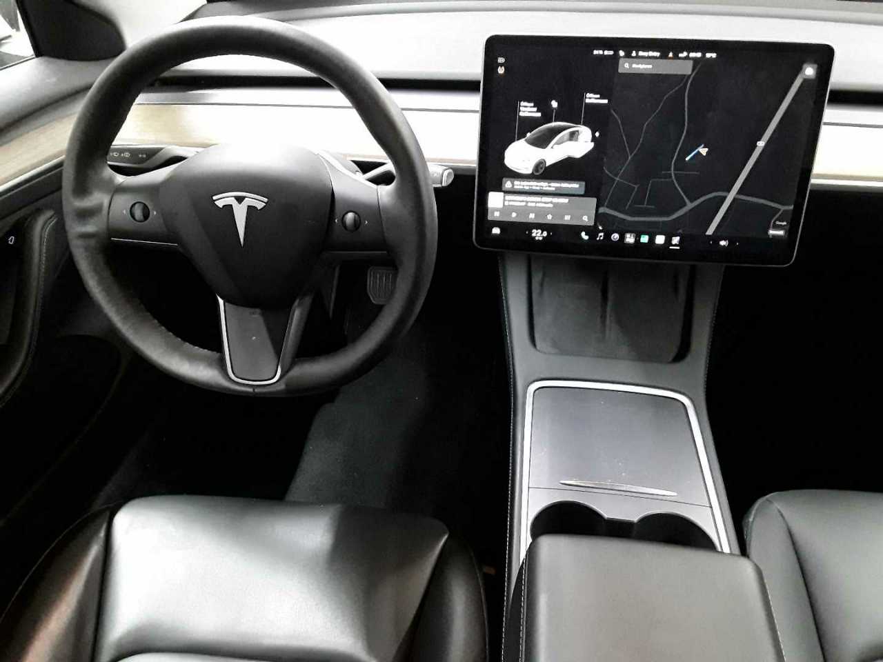Tesla Model 3 Standard Reichweite Plus Hinterradantrieb 10