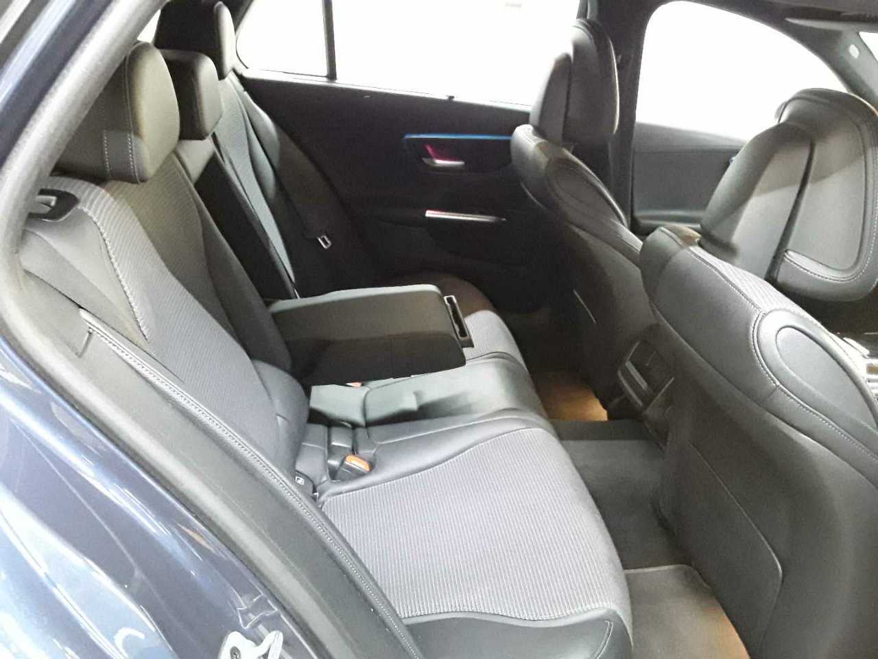 Mercedes-Benz C 220 d T 9G-TRONIC Avantgarde 14