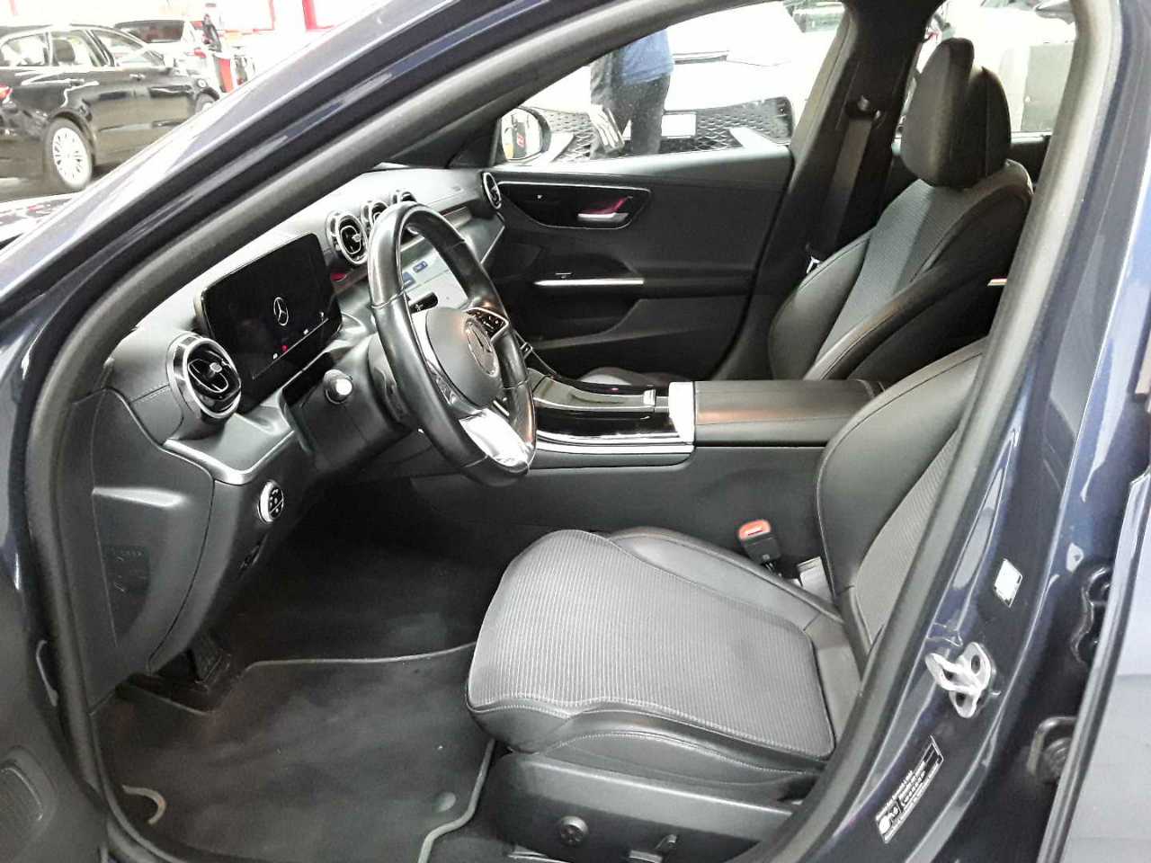 Mercedes-Benz C 220 d T 9G-TRONIC Avantgarde 7