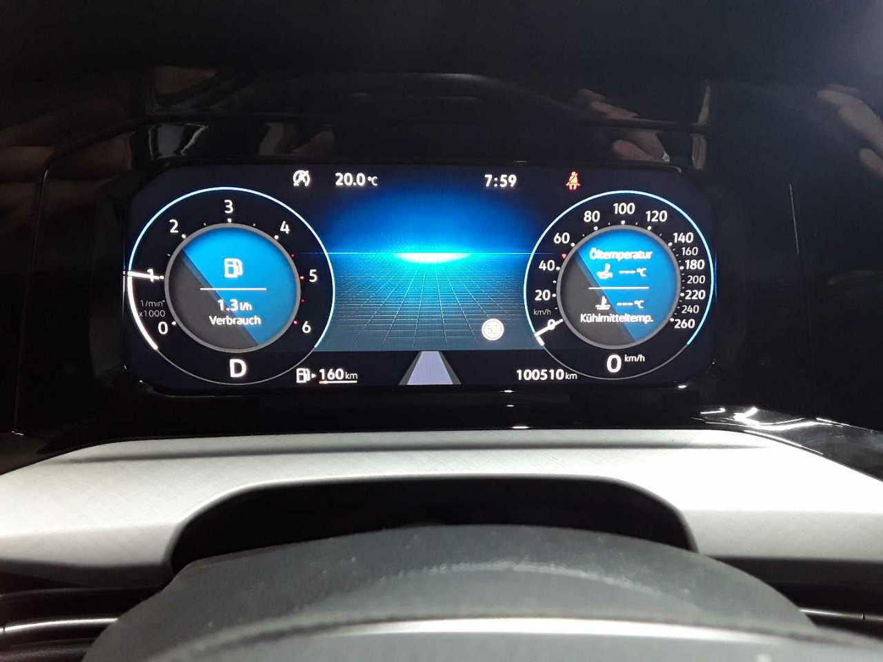 Volkswagen Golf Variant 2.0 TDI SCR DSG Life 11