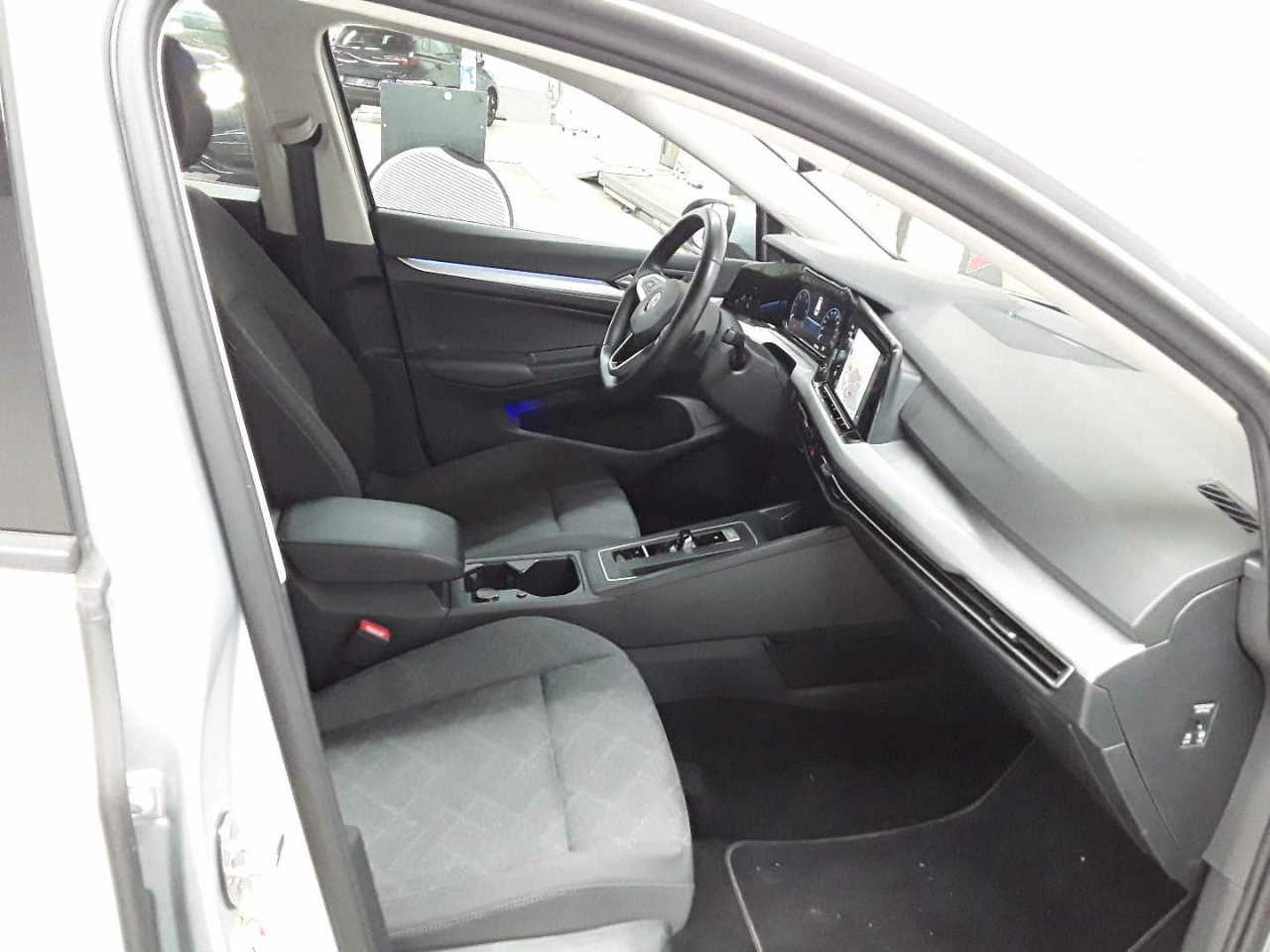 Volkswagen Golf Variant 2.0 TDI SCR DSG Life 8
