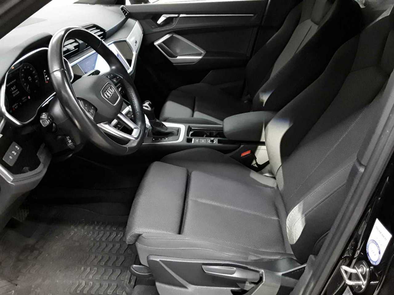 Audi Q3 45 TFSIe S tronic S line 7