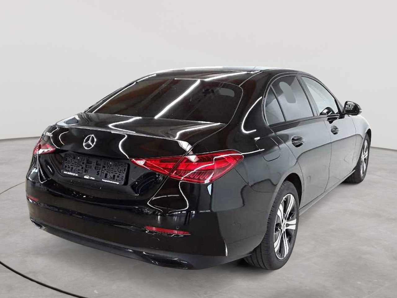 Mercedes-Benz C 300 e 9G-TRONIC Avantgarde 4
