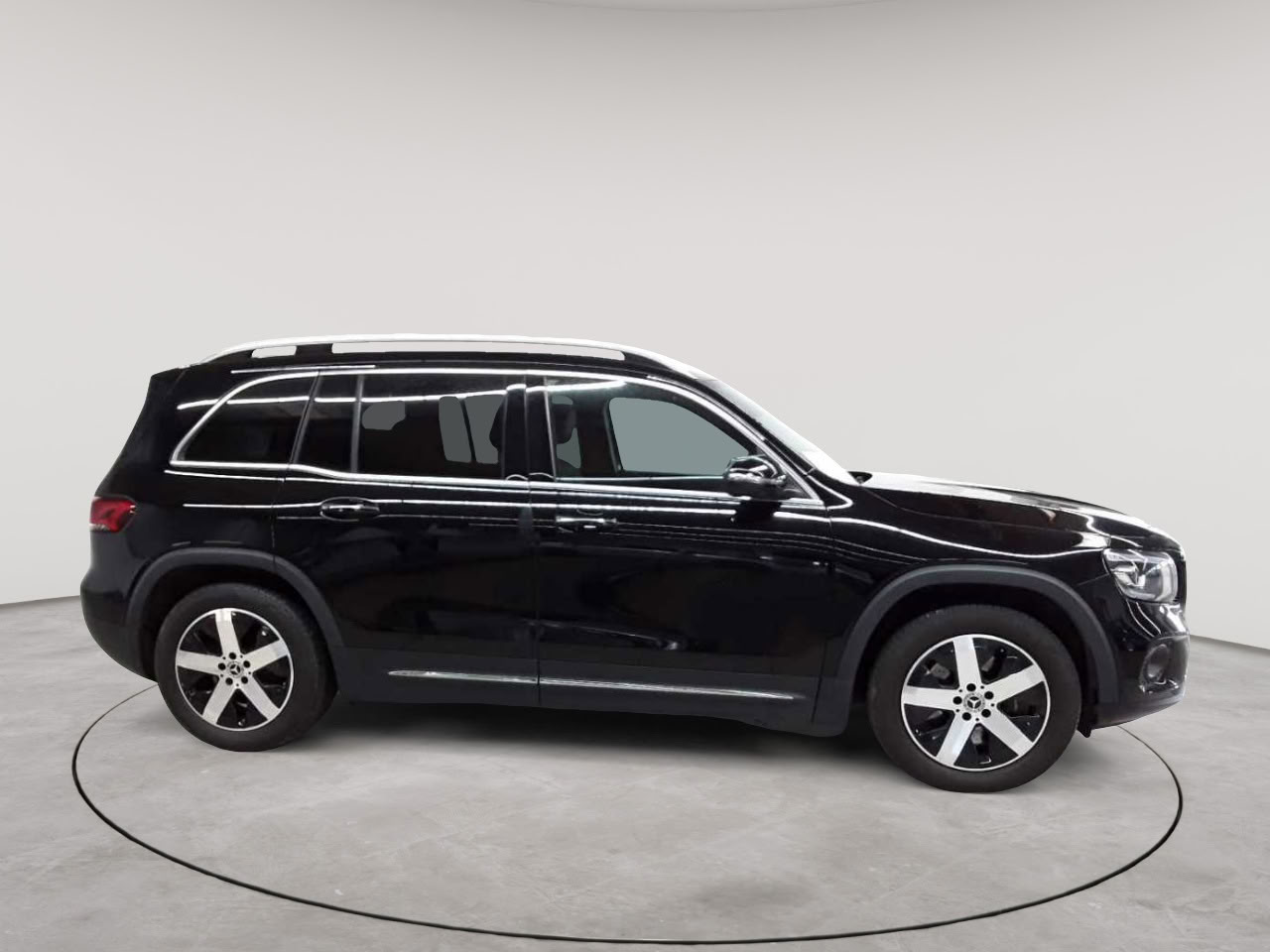 Mercedes-Benz GLB 200 d 4Matic 8G-DCT Progressive 3