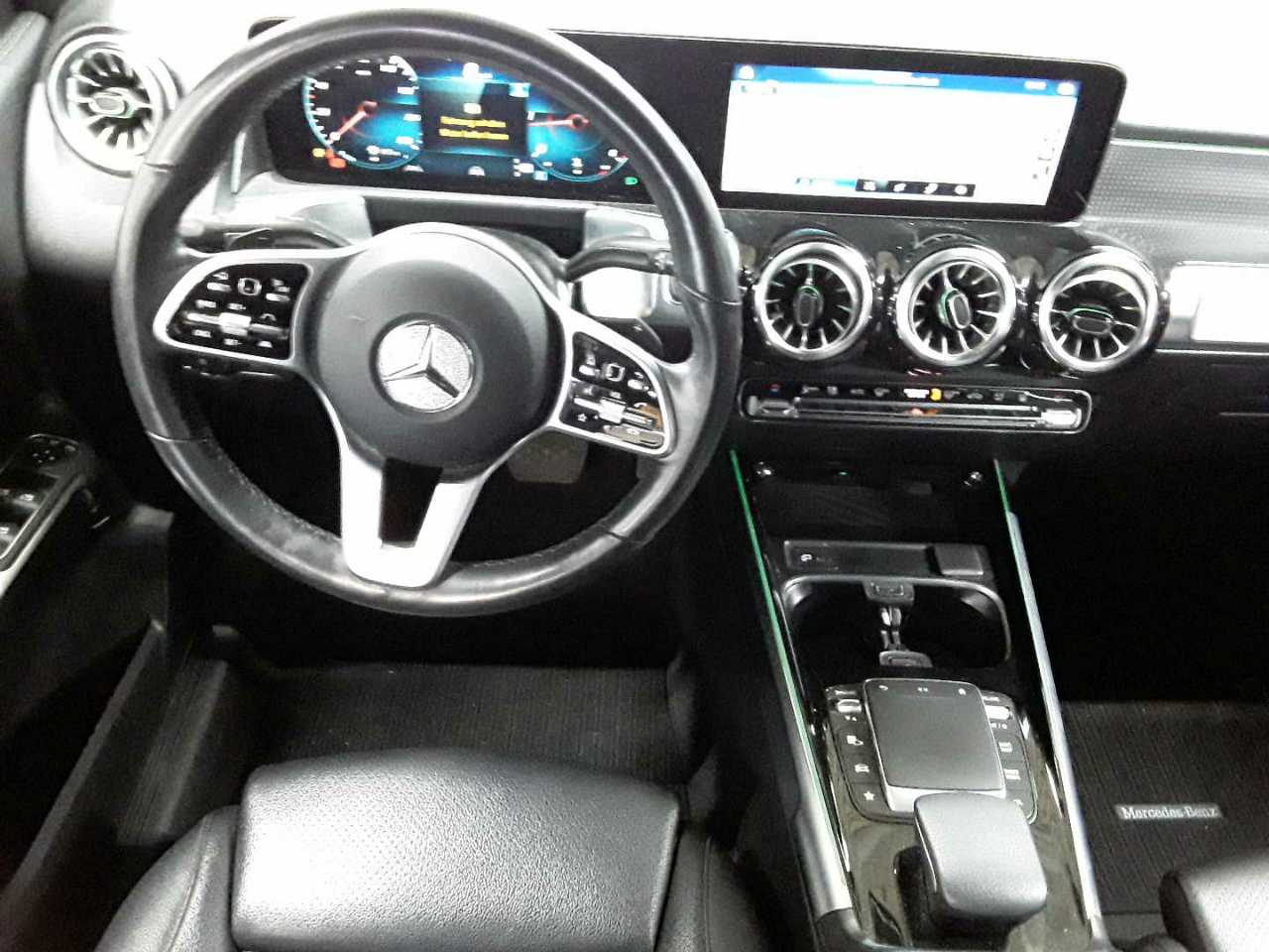 Mercedes-Benz GLB 200 d 4Matic 8G-DCT Progressive 10