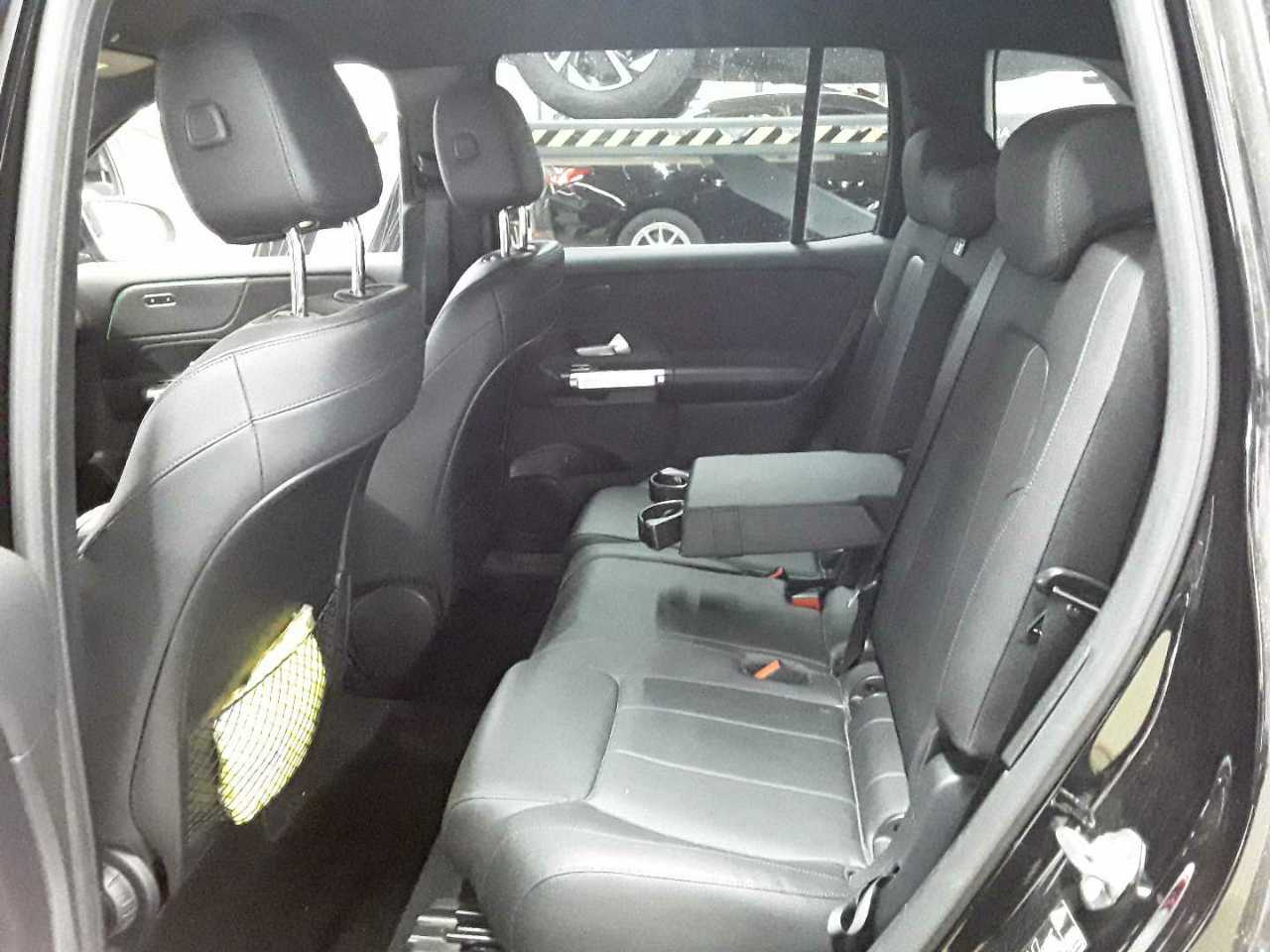 Mercedes-Benz GLB 200 d 4Matic 8G-DCT Progressive 13