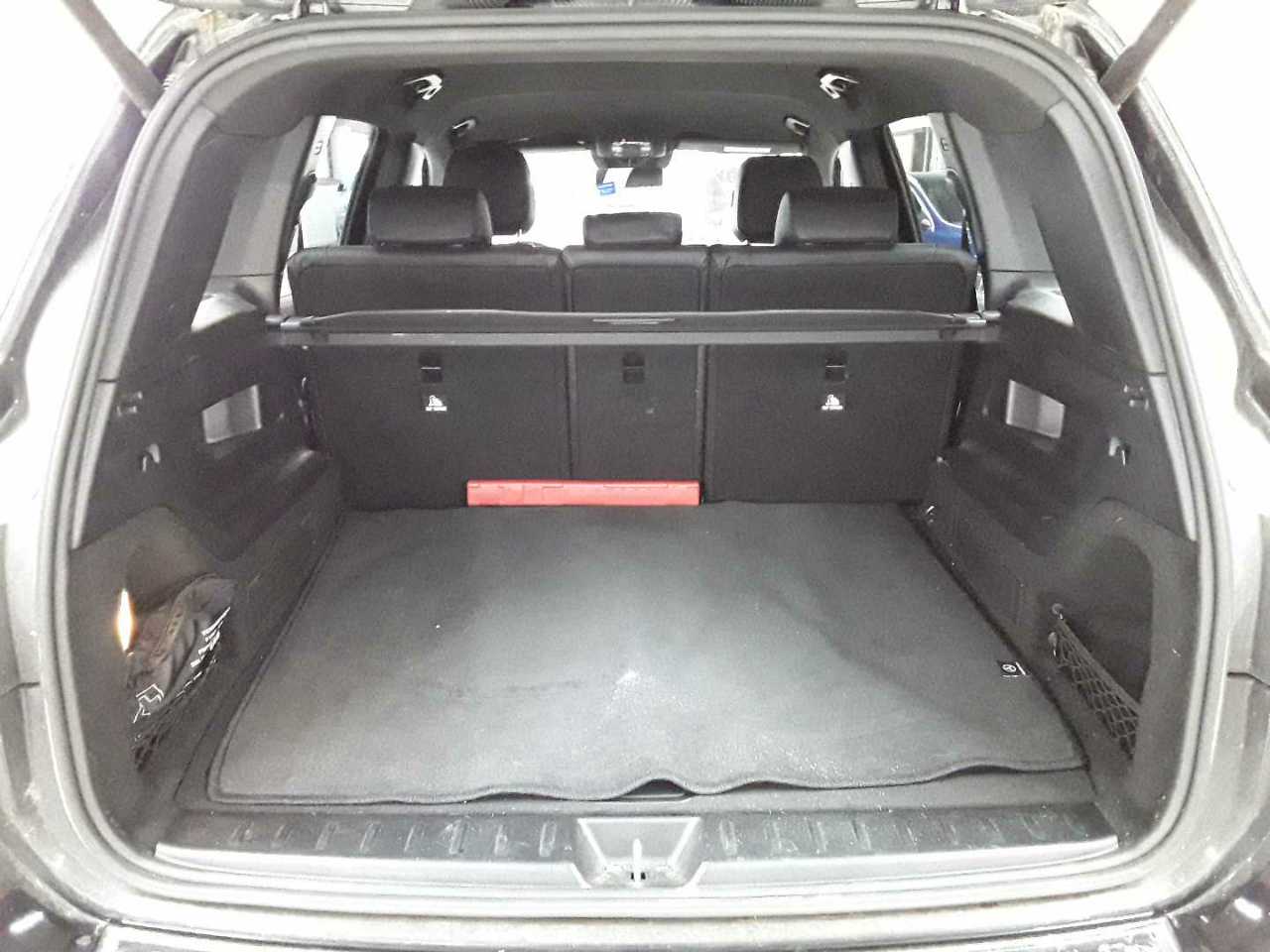 Mercedes-Benz GLB 200 d 4Matic 8G-DCT Progressive 15