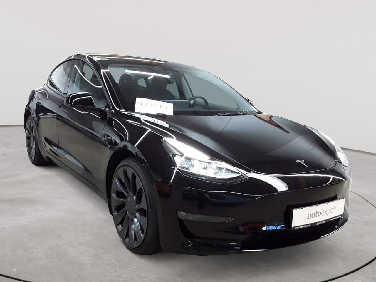 Tesla Model 3 Langstreckenbatt. Allradantrieb Dual Motor Performance