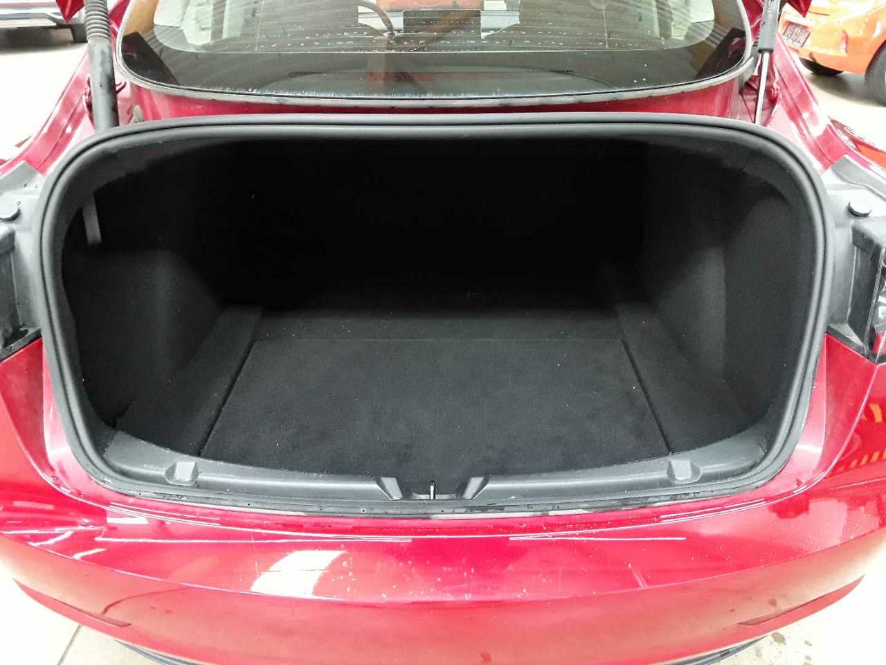 Tesla Model 3 Langstreckenbatt. Allradantrieb Dual Motor 15