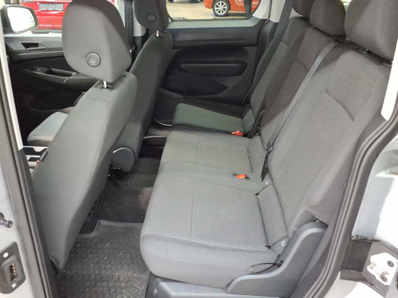 Vw Caddy 2.0 TDI BMT (5-Si.) DSG Caddy 13