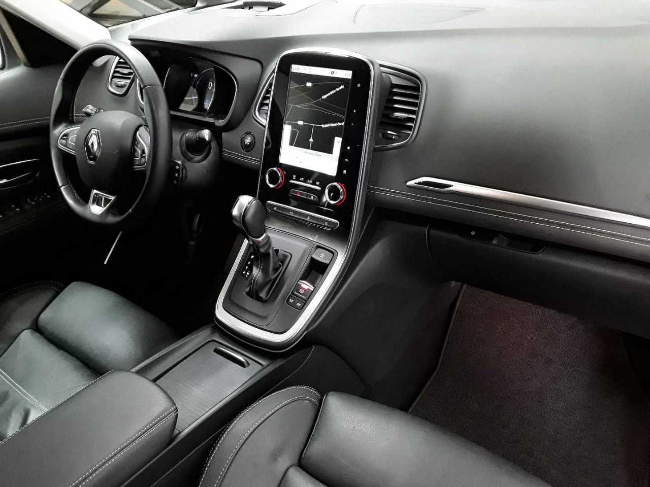 Renault Grand Scenic TCe 140 GPF EDC TECHNO 9