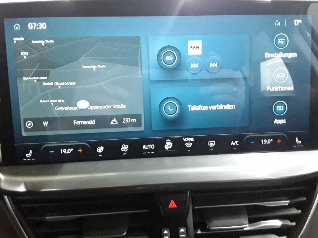 Ford Focus Turnier 1.5 EcoBlue Start-Stopp-System Aut. TITANIUM 12
