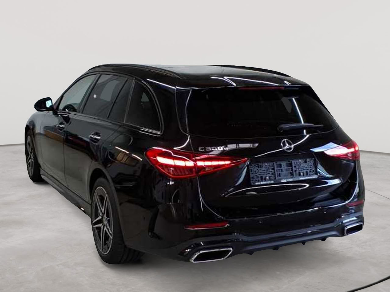 Mercedes-Benz C 300 e T 9G-TRONIC AMG Line 5