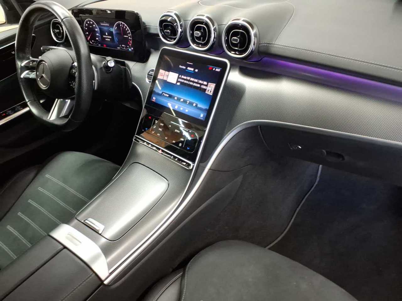 Mercedes-Benz C 300 e T 9G-TRONIC AMG Line 9