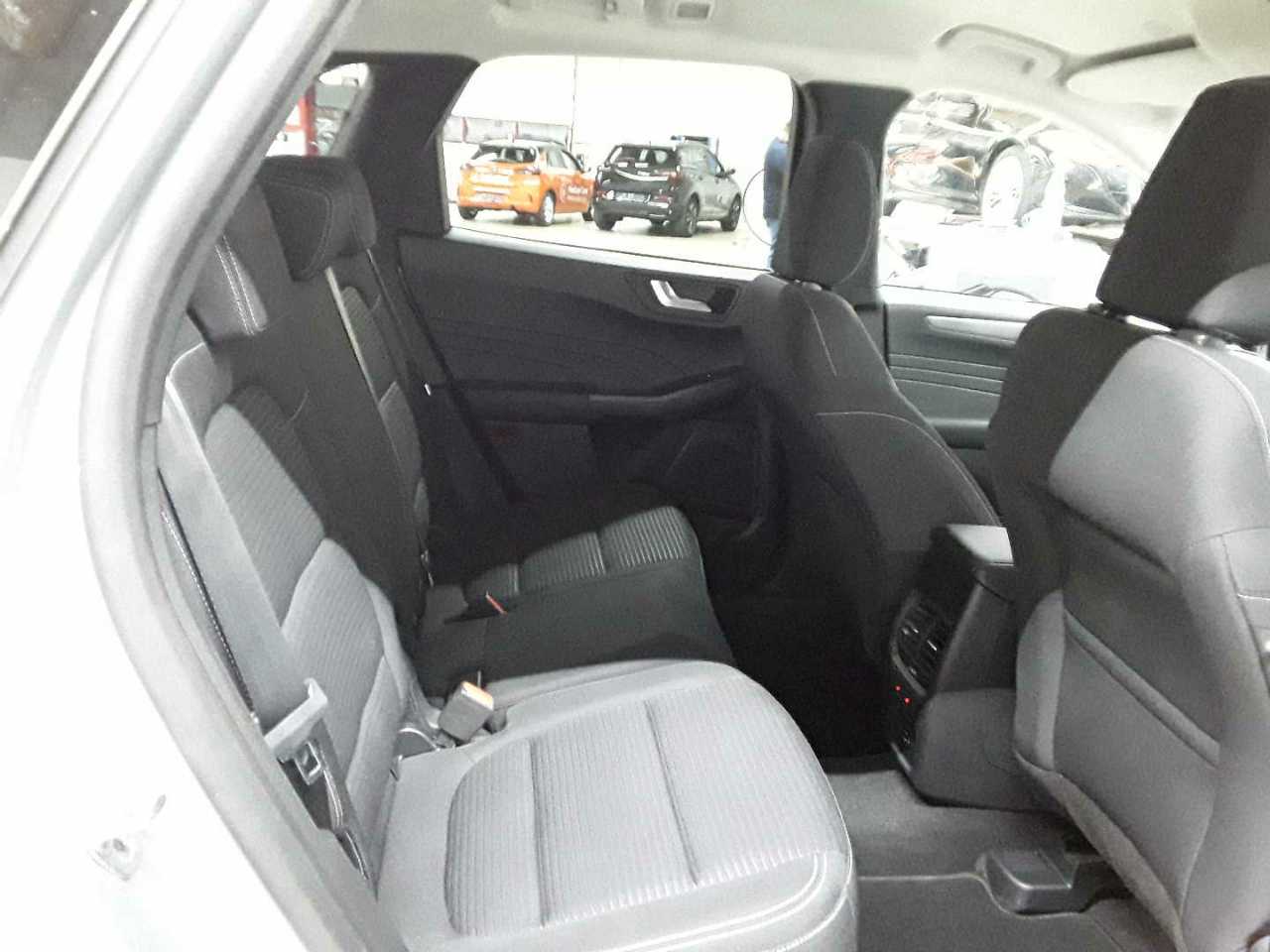 Ford Kuga 2.5 Duratec PHEV TITANIUM 14