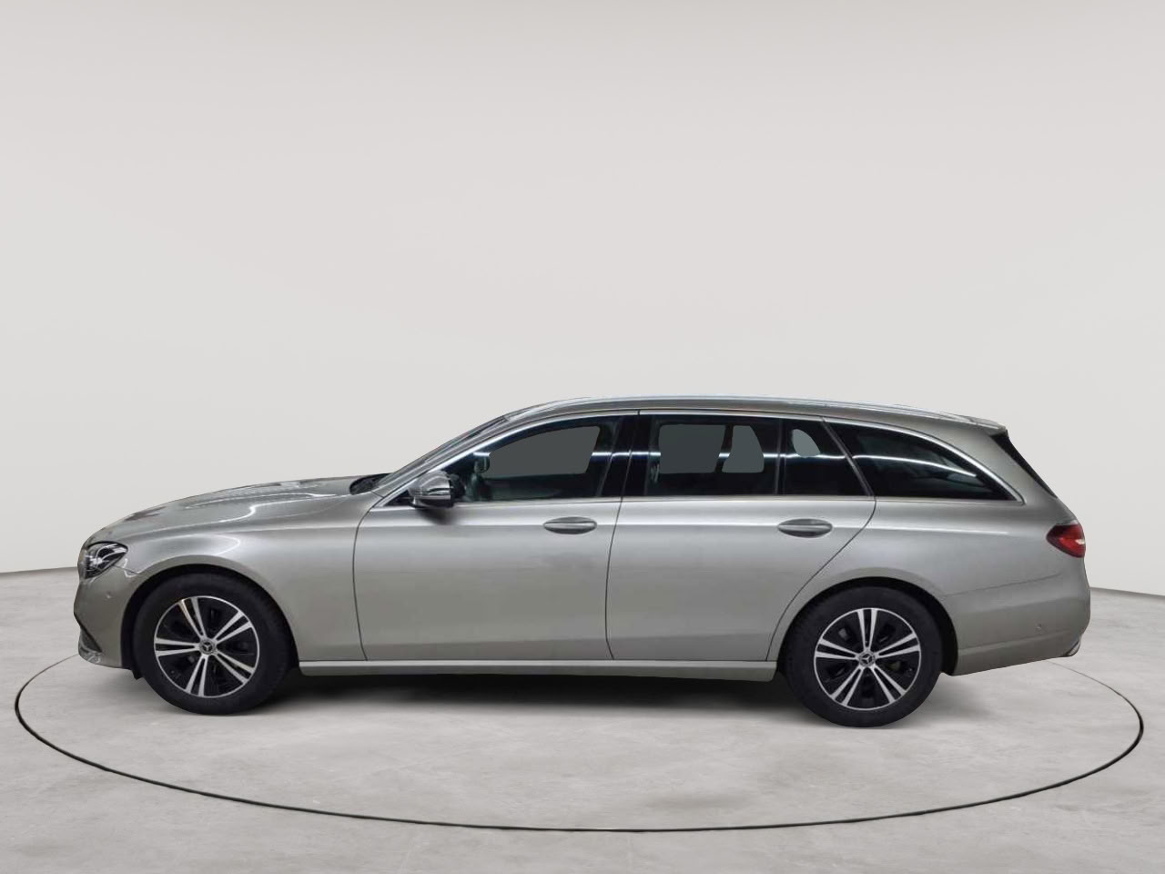 Mercedes-Benz E 220 d T 9G-TRONIC 6