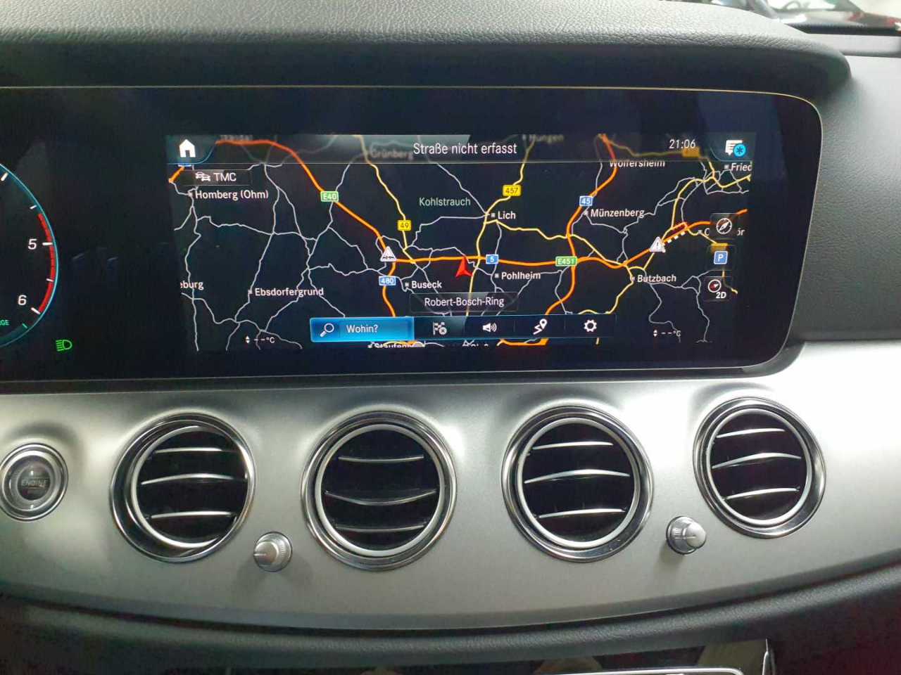 Mercedes-Benz E 220 d T 9G-TRONIC 12