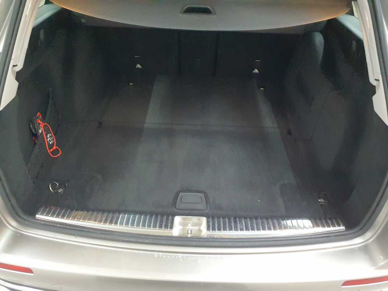 Mercedes-Benz E 220 d T 9G-TRONIC 15