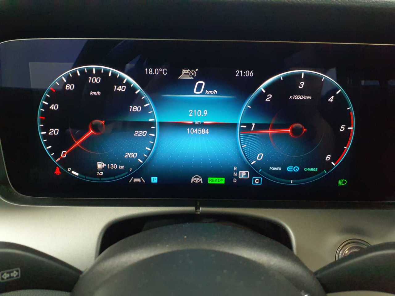 Mercedes-Benz E 220 d T 9G-TRONIC 11