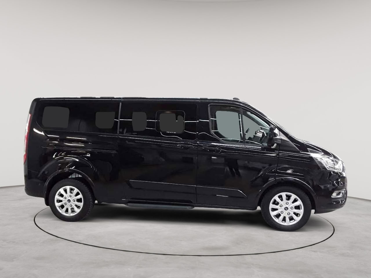 Ford Tourneo Custom 320 L2H1 VA Autm. Titanium 3