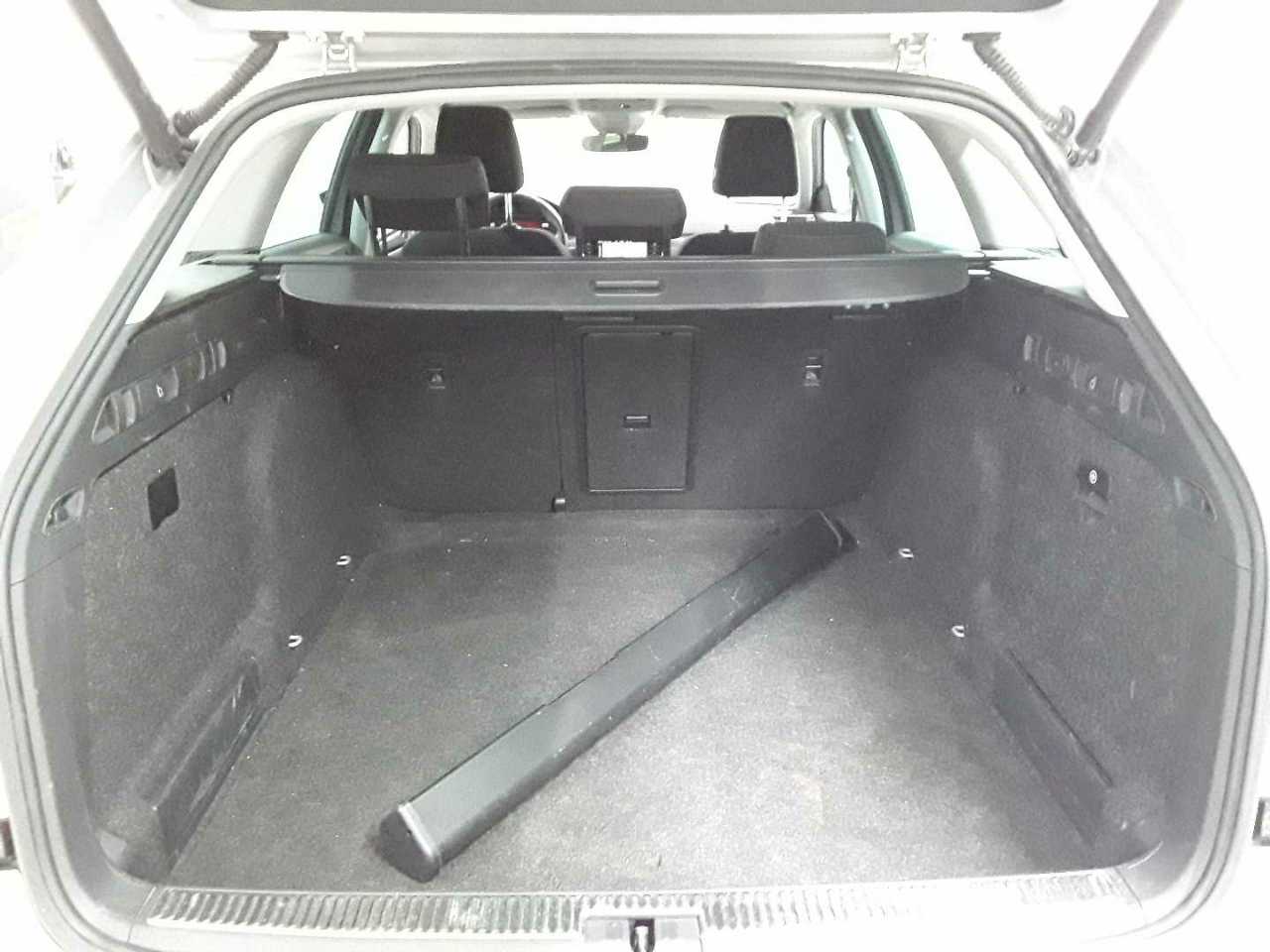 Skoda Superb Combi 2.0 TDI 4x4 DSG Style 15