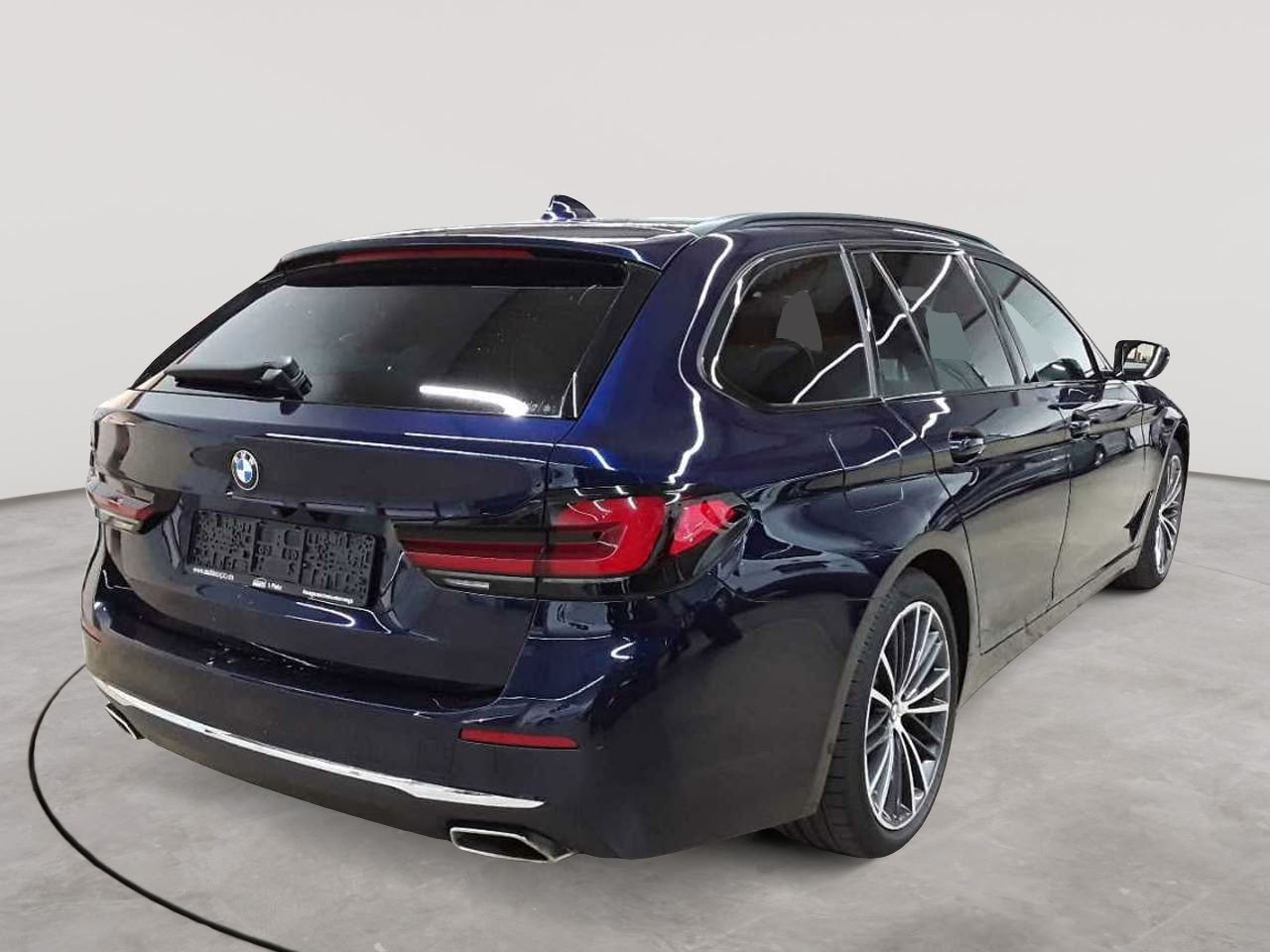 BMW 520d Touring Aut. Luxury Line 4