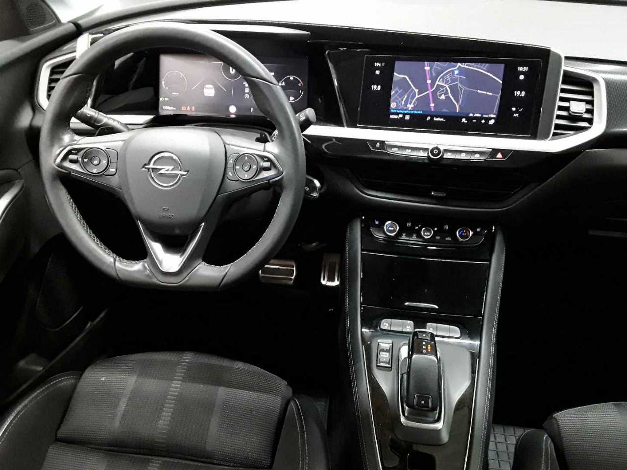 Opel Grandland 1.5 D Automatik GS 10