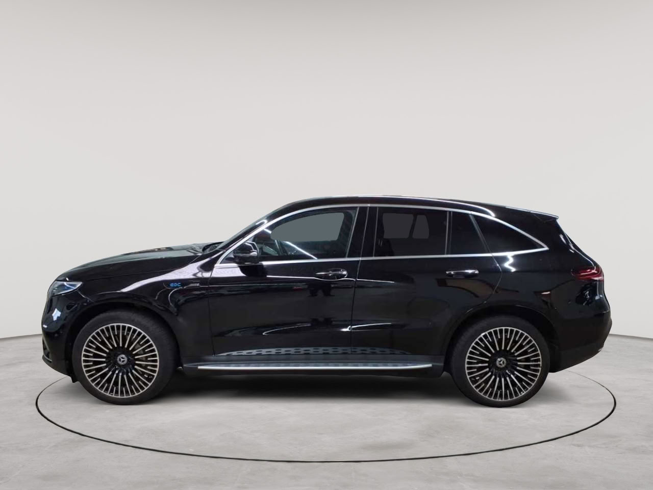 Mercedes-Benz EQC 400 4Matic AMG Line 6