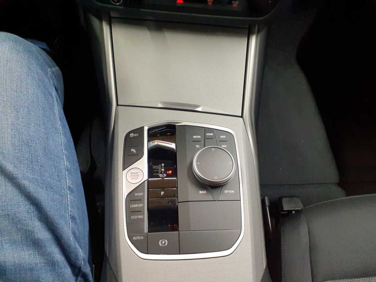 BMW 318d Touring Aut. 10