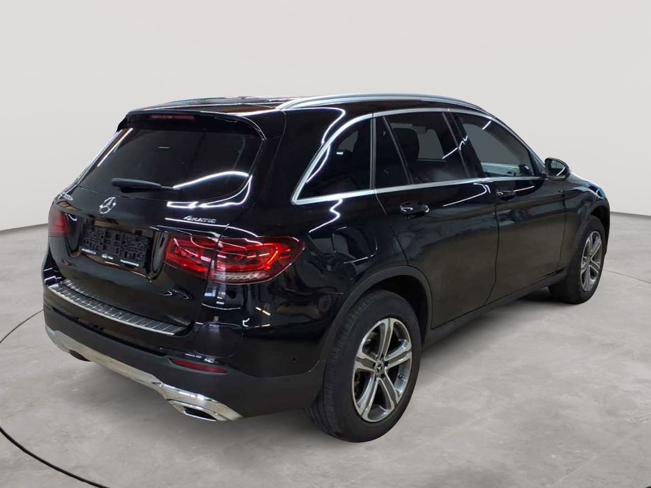 Mercedes-Benz GLC 300 de 4Matic 9G-TRONIC 4