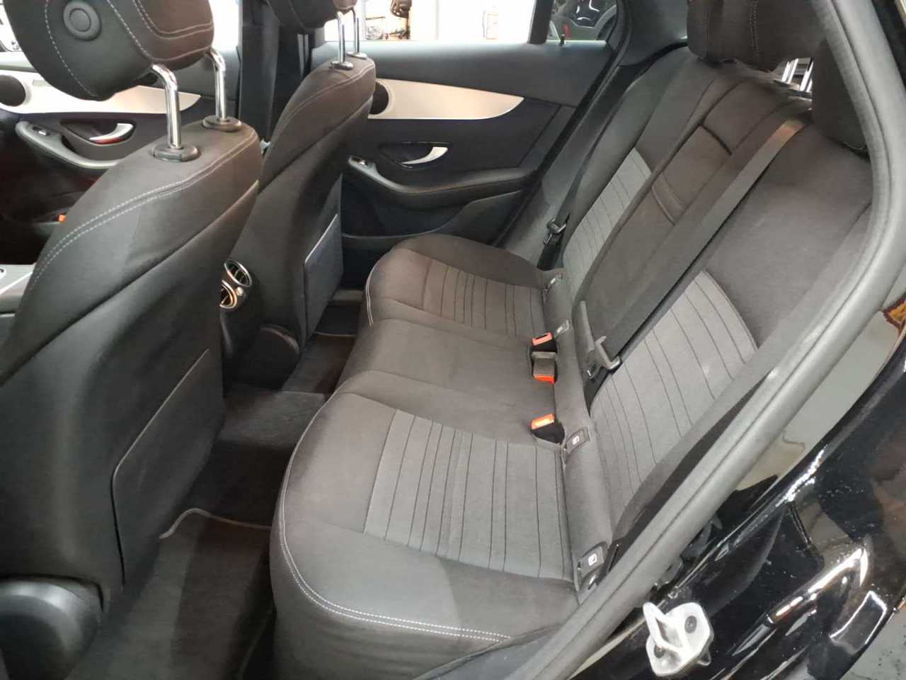 Mercedes-Benz GLC 300 de 4Matic 9G-TRONIC 13