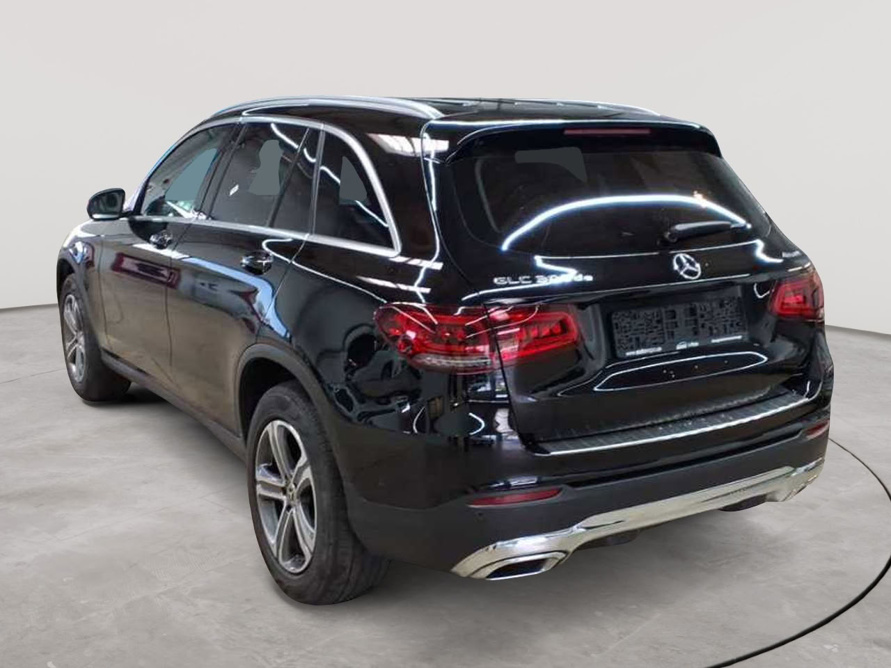 Mercedes-Benz GLC 300 de 4Matic 9G-TRONIC 5