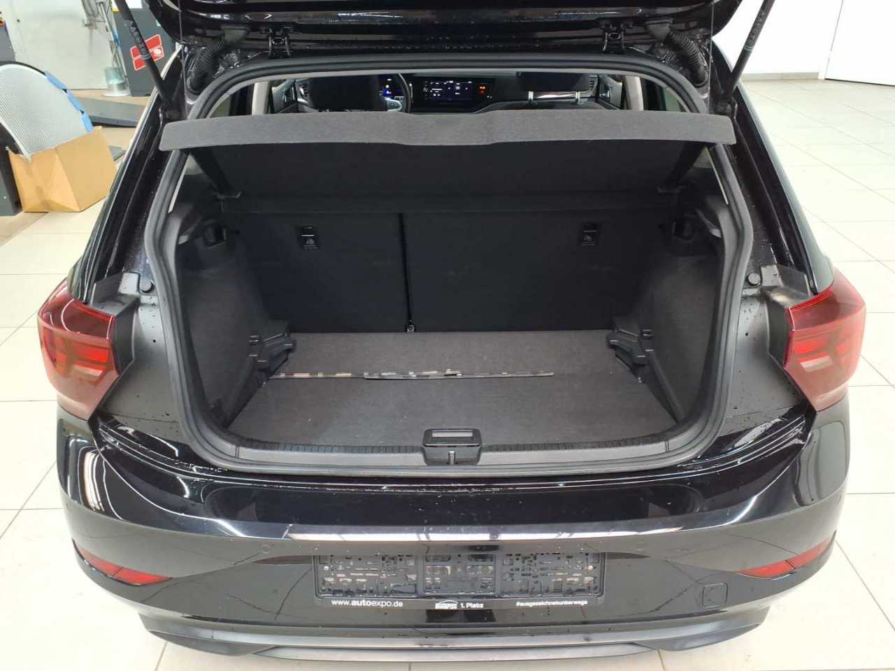 Volkswagen Polo 1.0 Life 15