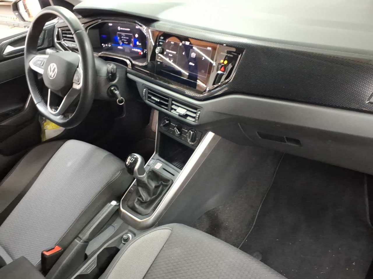 Volkswagen Polo 1.0 Life 9