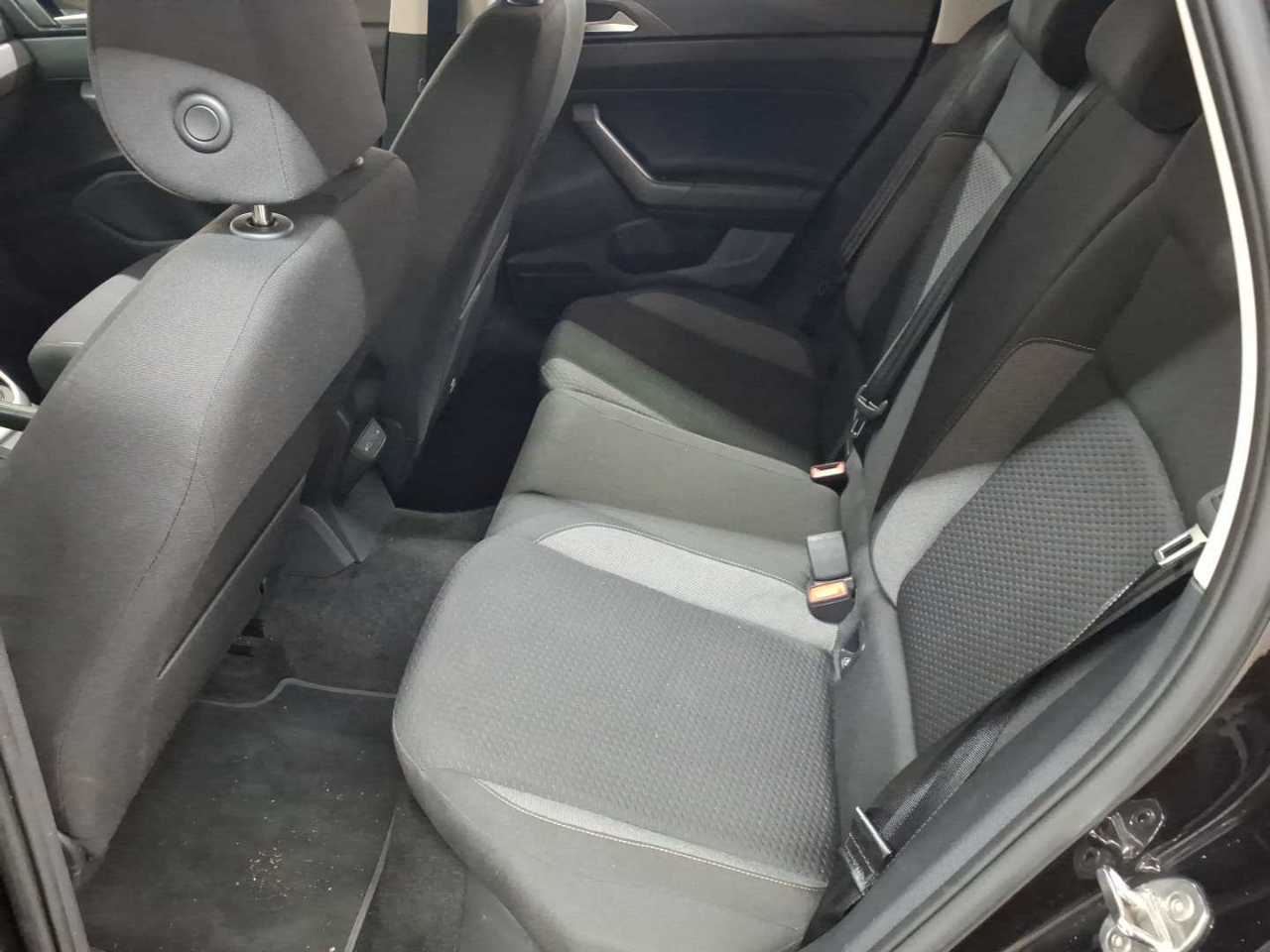 Volkswagen Polo 1.0 Life 13