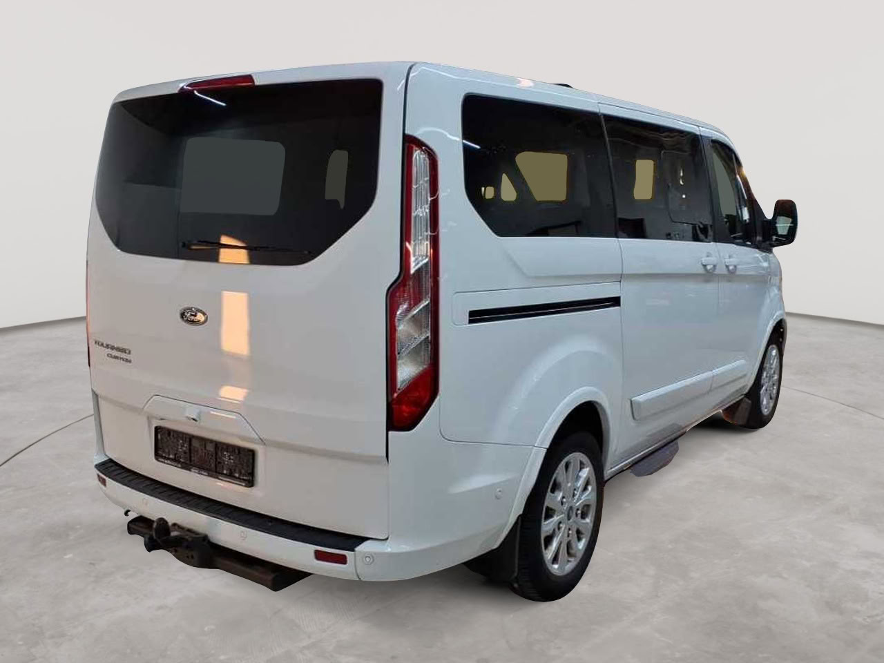Ford Tourneo Custom 320 L1H1 VA Titanium 4