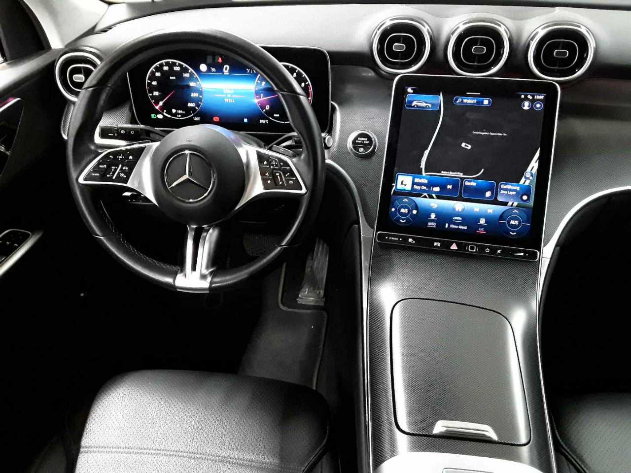 Mercedes-Benz GLC 200 4Matic 9G-TRONIC Avantgarde Advanced 10