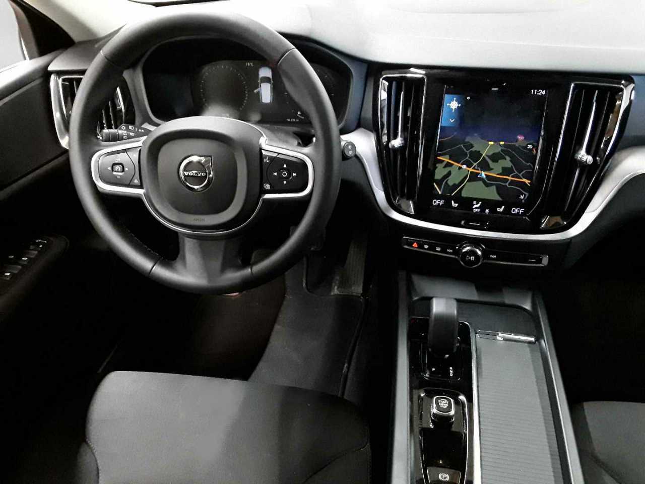 Volvo V60 B4 D Core 10