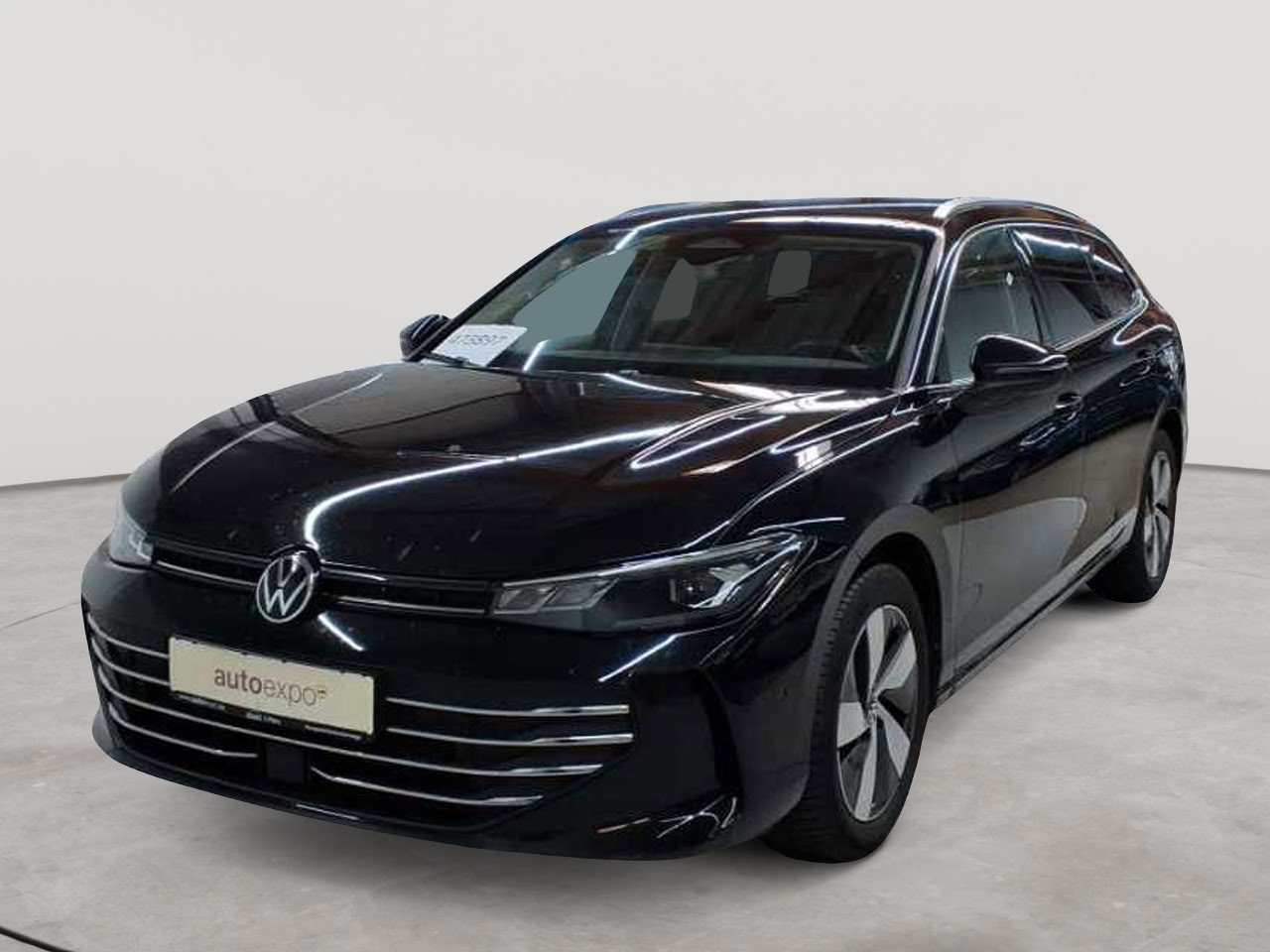 Volkswagen Passat Variant 1.5 e-TSI OPF DSG Business 2