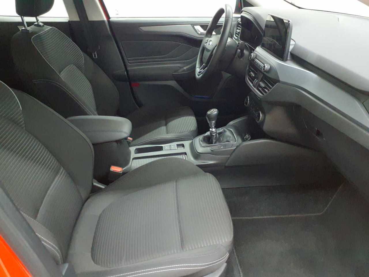 Ford Focus Turnier 1.5 EcoBlue Start-Stopp-System TITANIUM STYLE 8