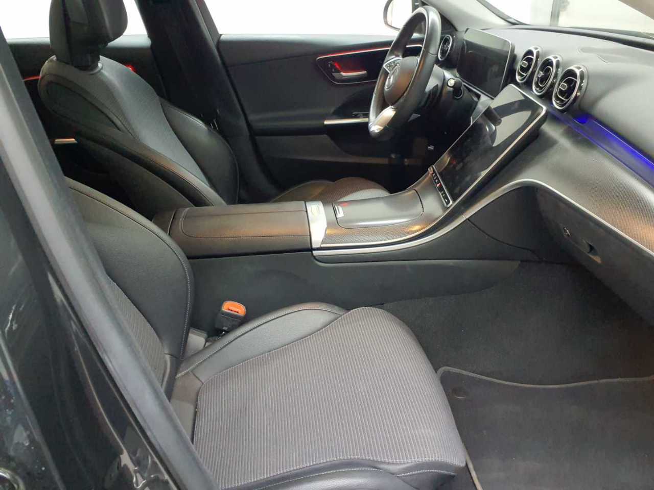 Mercedes-Benz C 220 d 9G-TRONIC Avantgarde 8